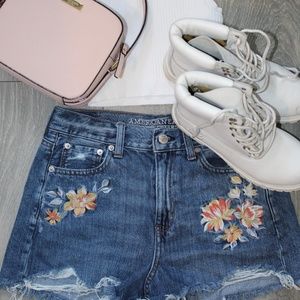 Flower embroidered jean shorts